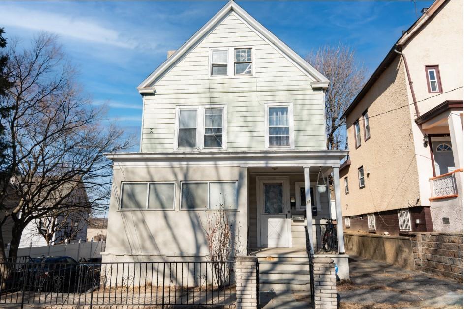 Property photo # 1