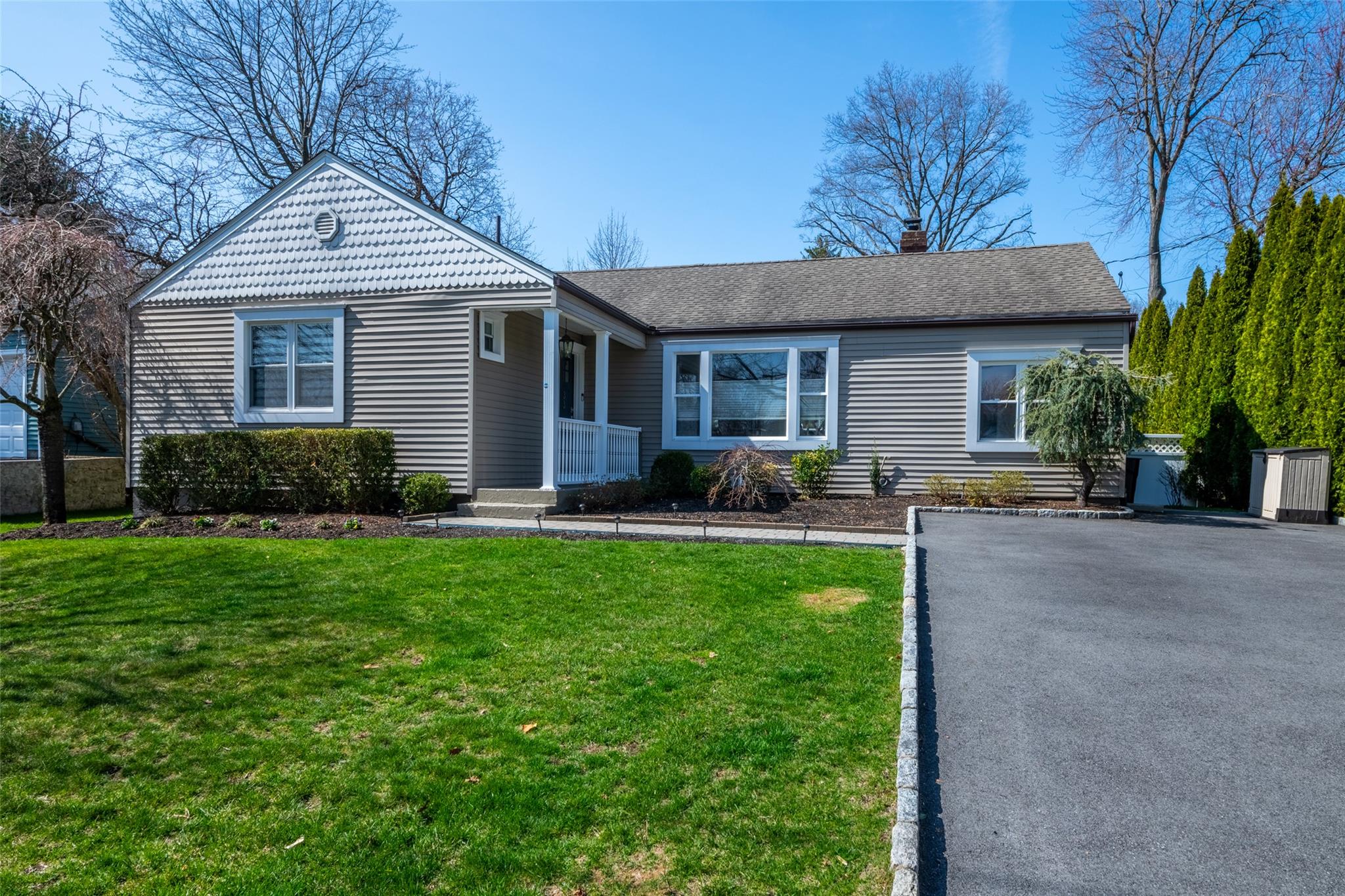 Property photo # 1