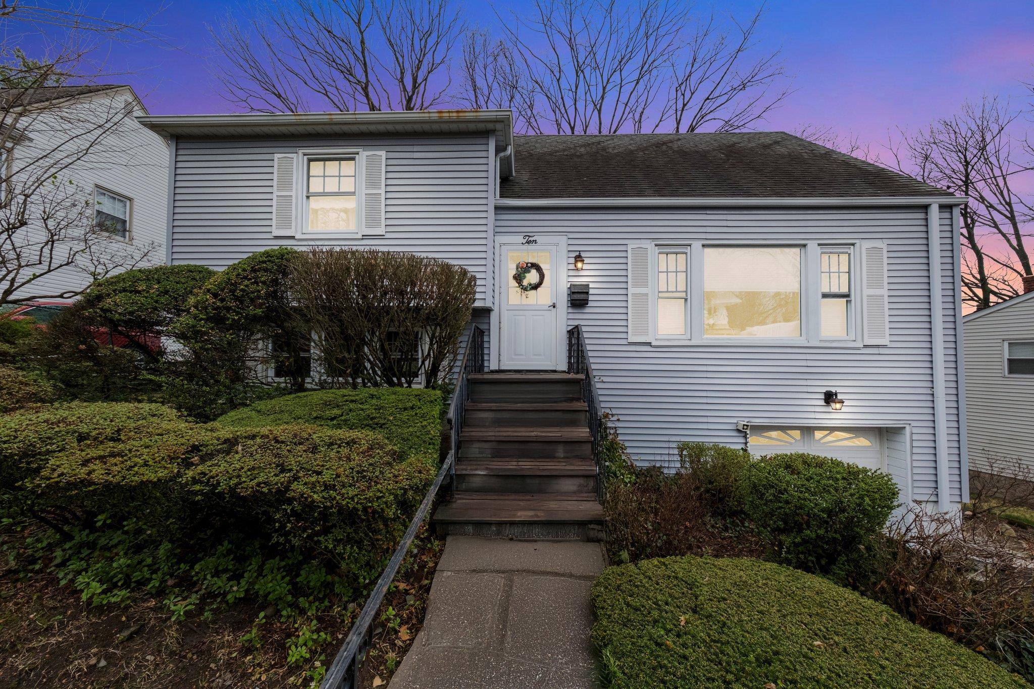 Property photo # 1