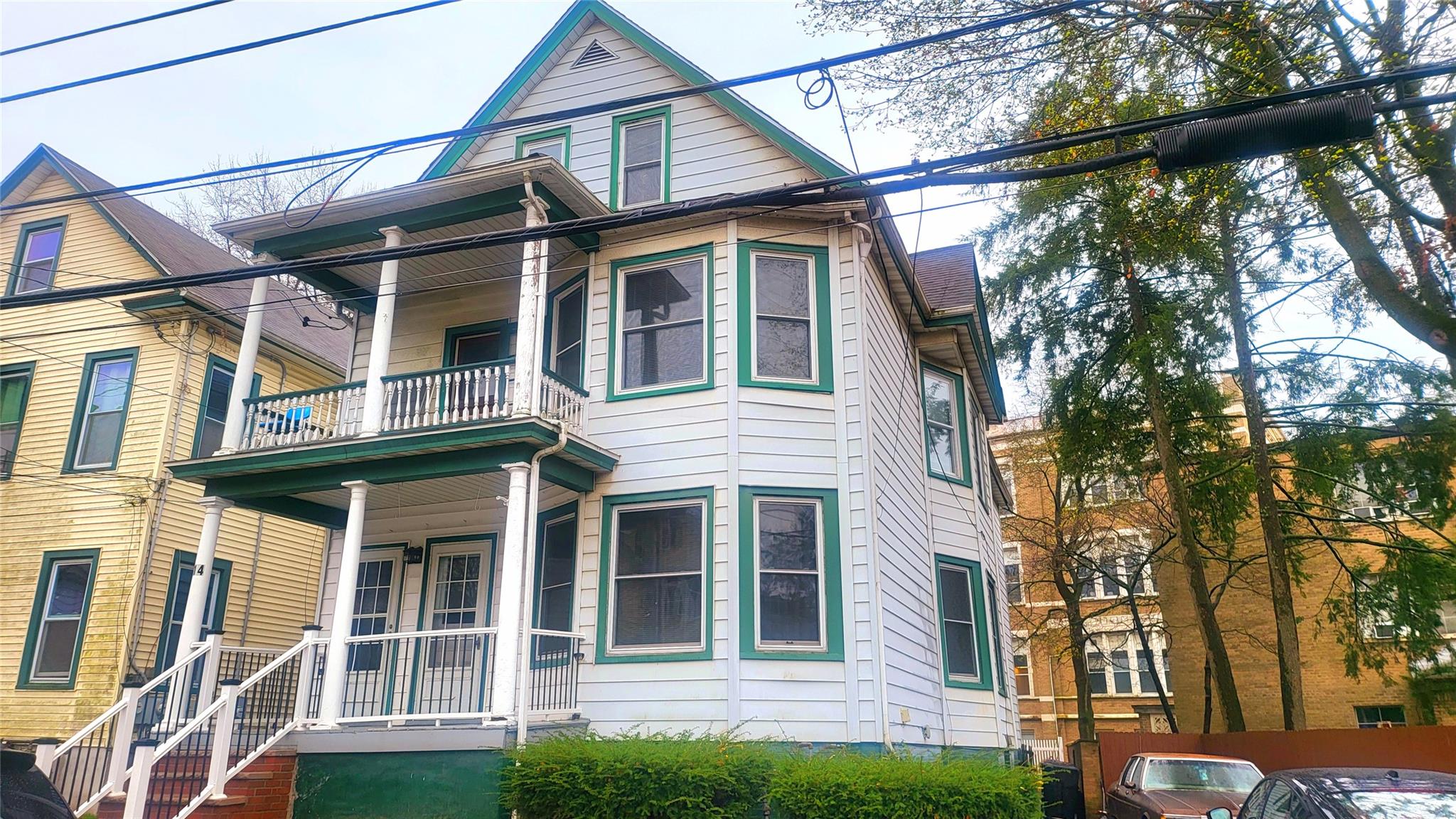 Property photo # 1