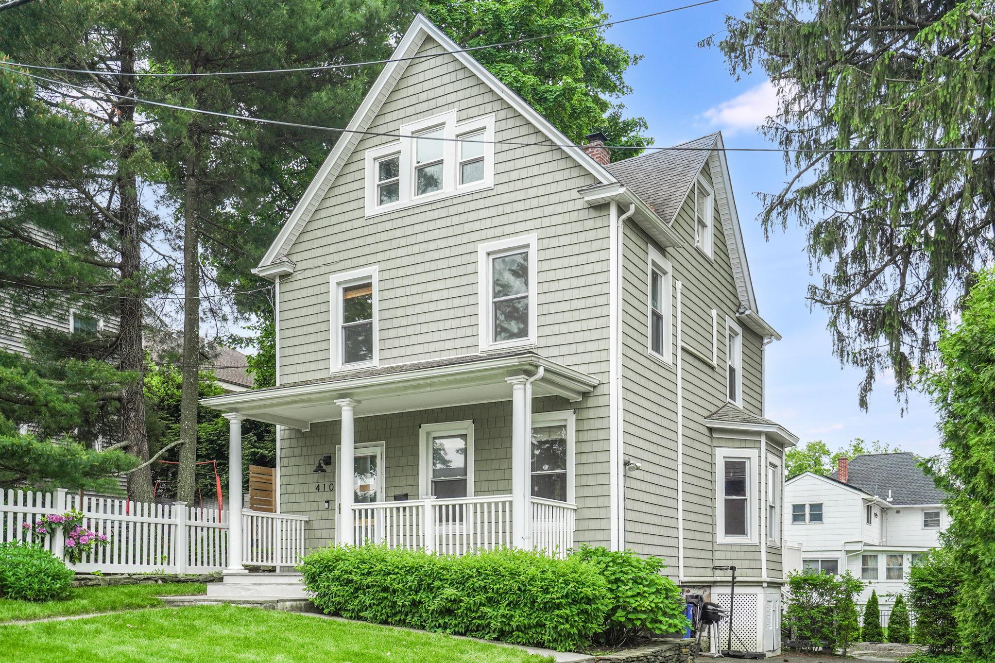 Property photo # 1