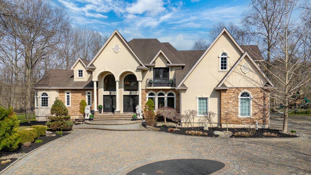 Property photo # 1