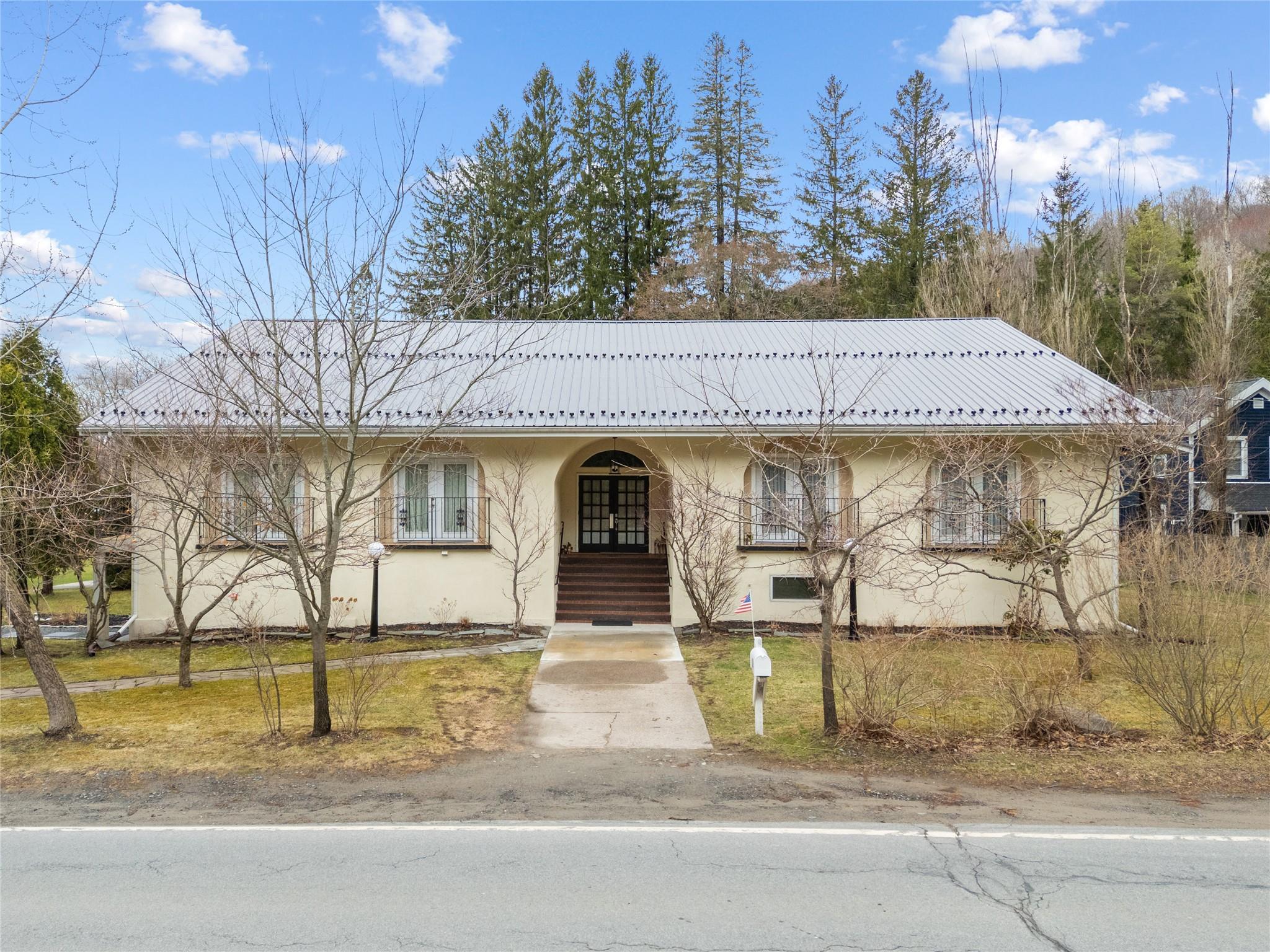 Property photo # 1