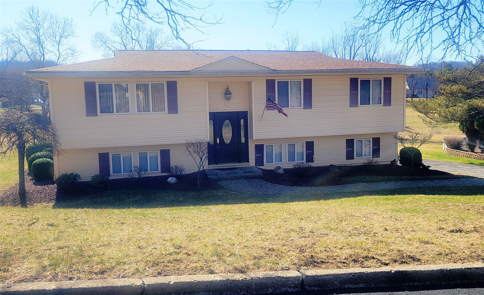 Property photo # 1