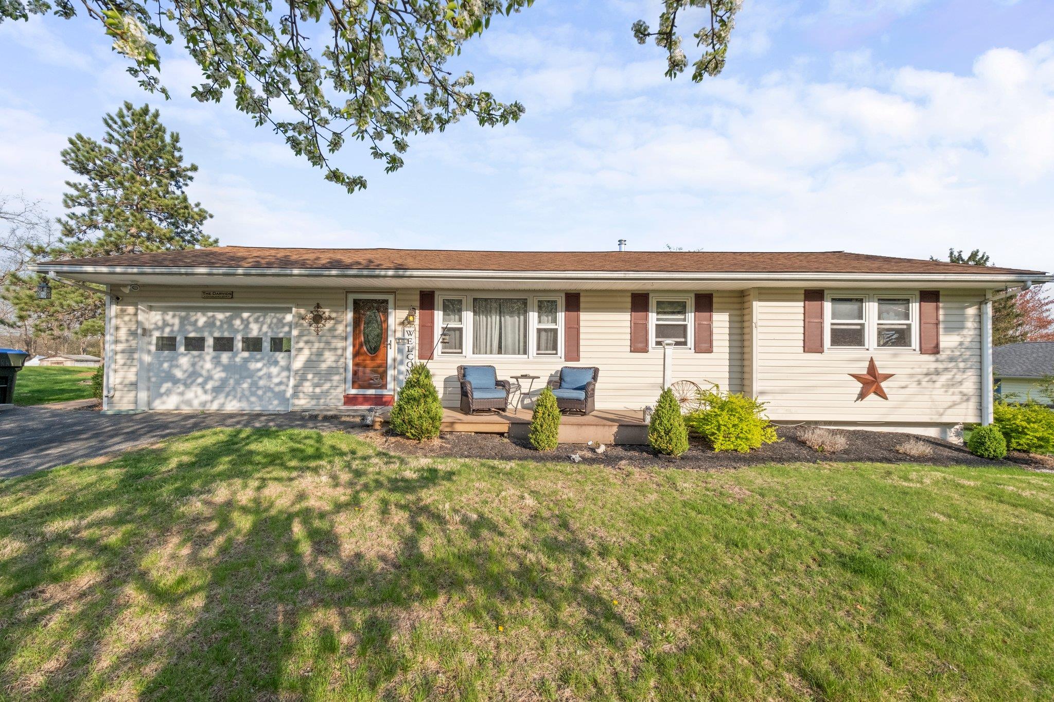 Property photo # 1