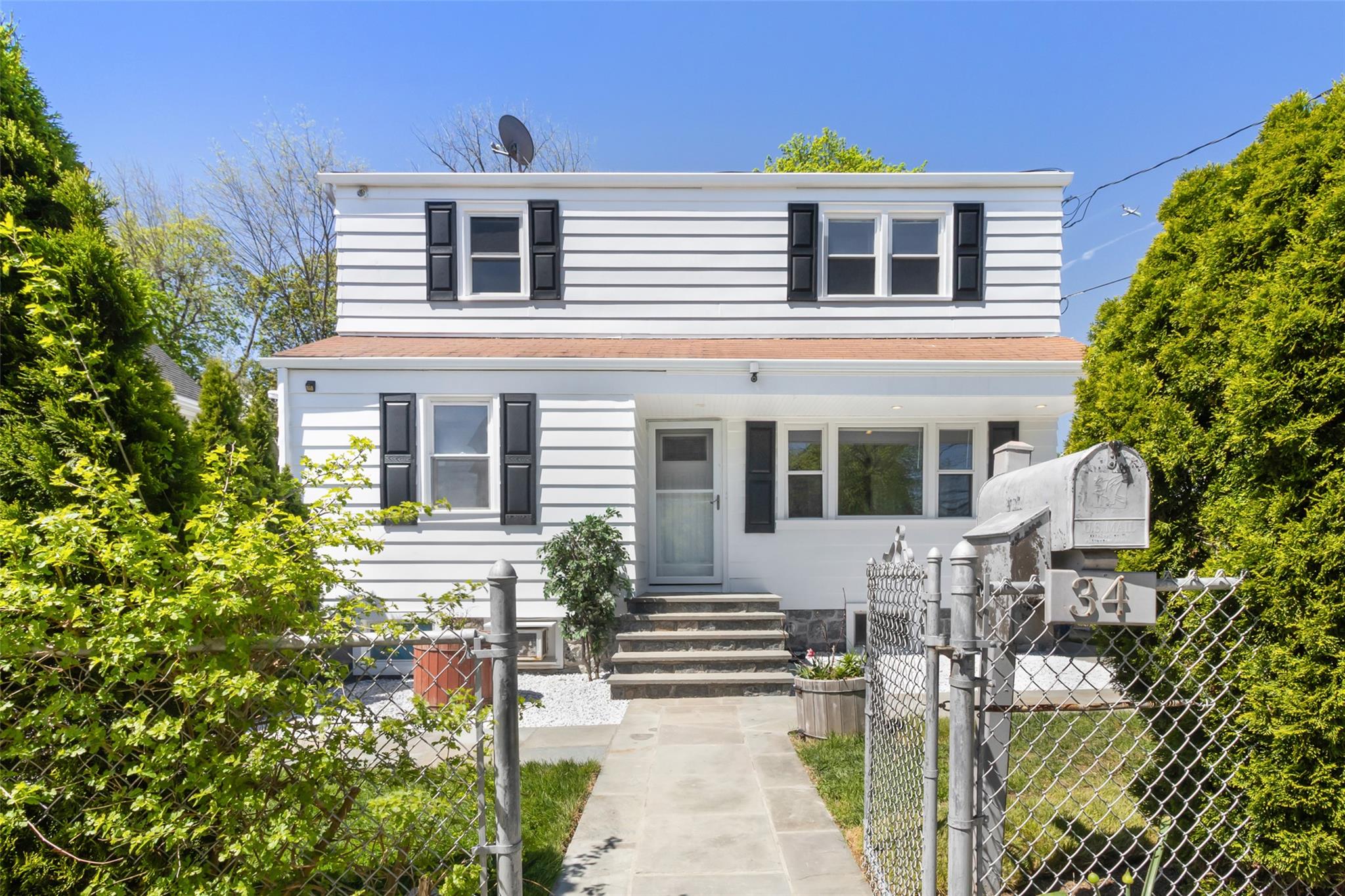Property photo # 1