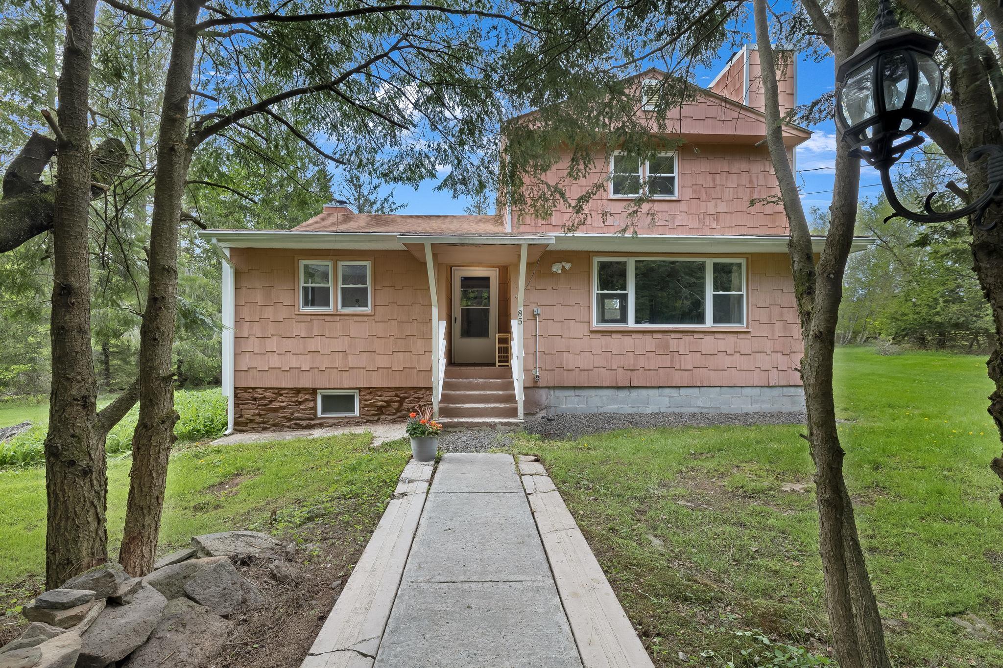Property photo # 1
