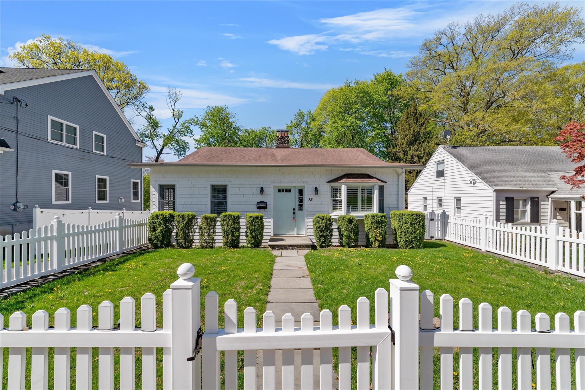 Property photo # 1
