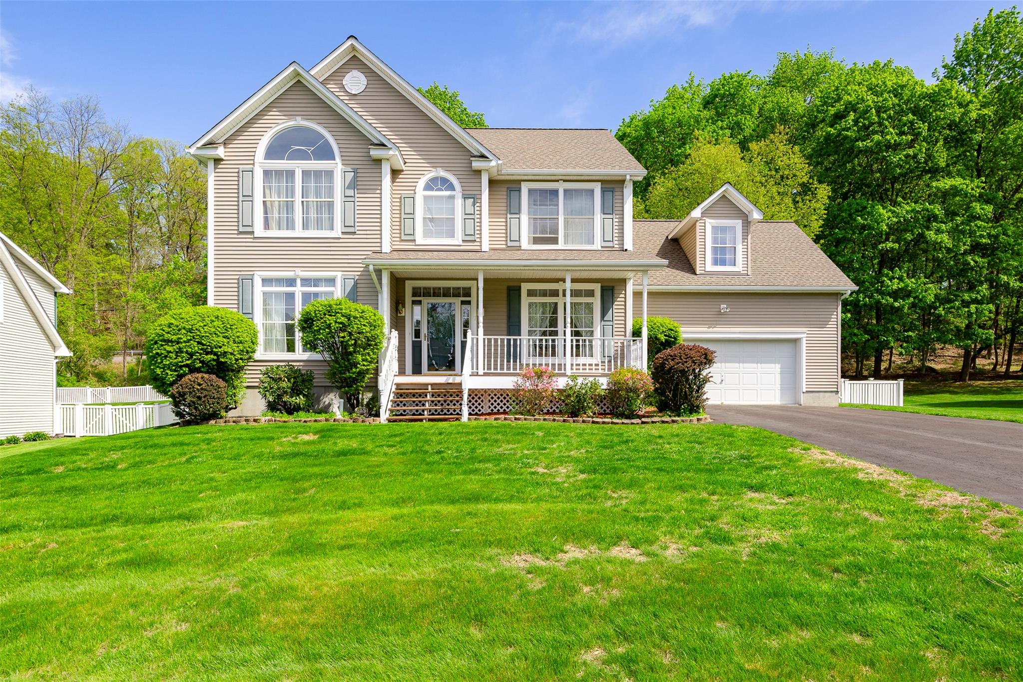 Property photo # 1