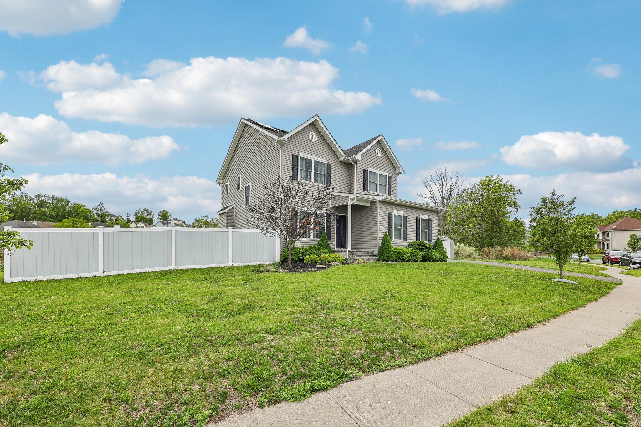Property photo # 1