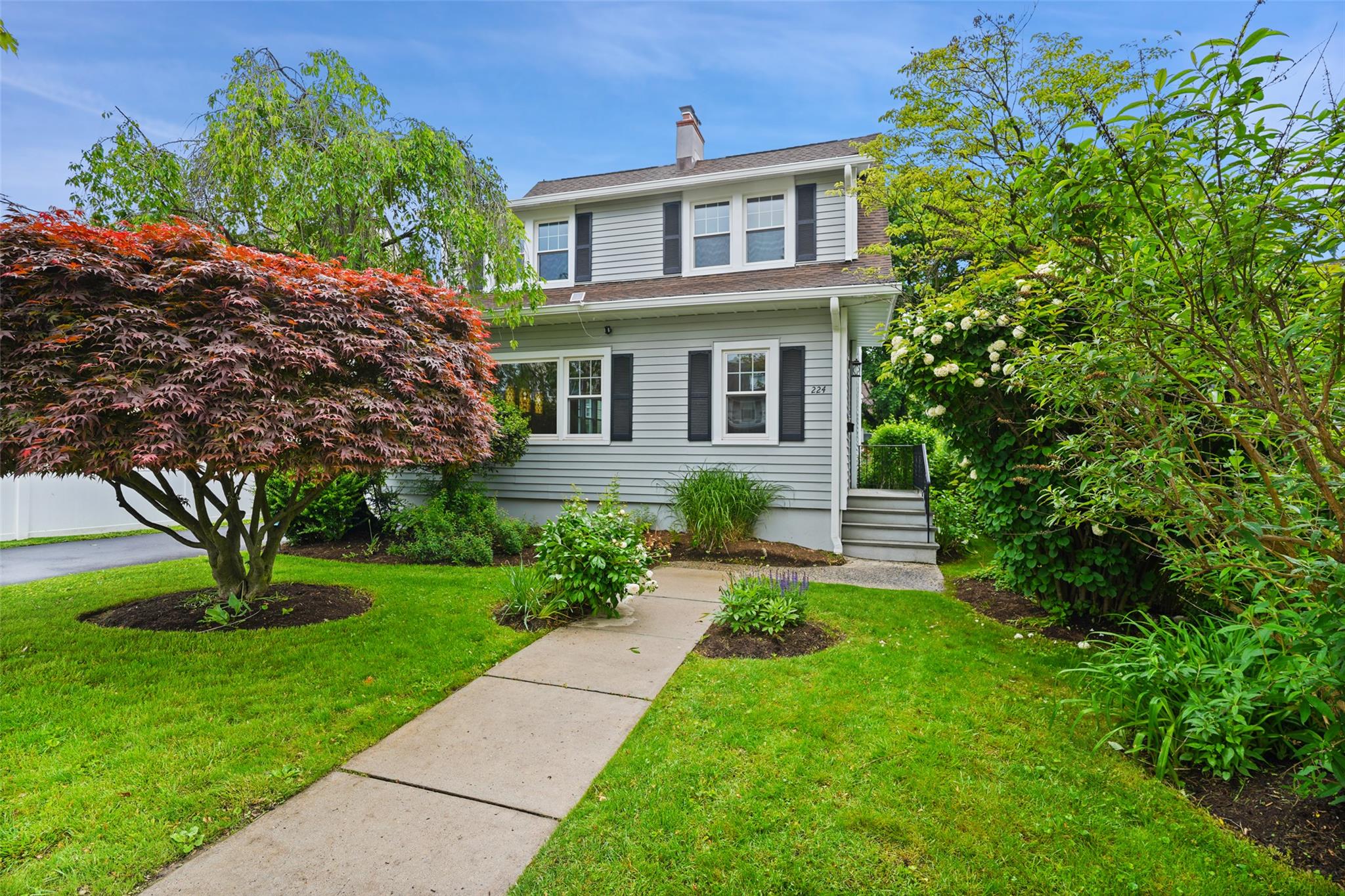 Property photo # 1