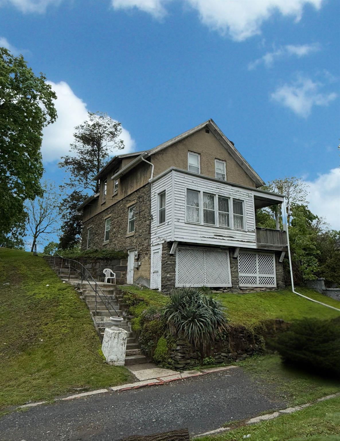 Property photo # 1