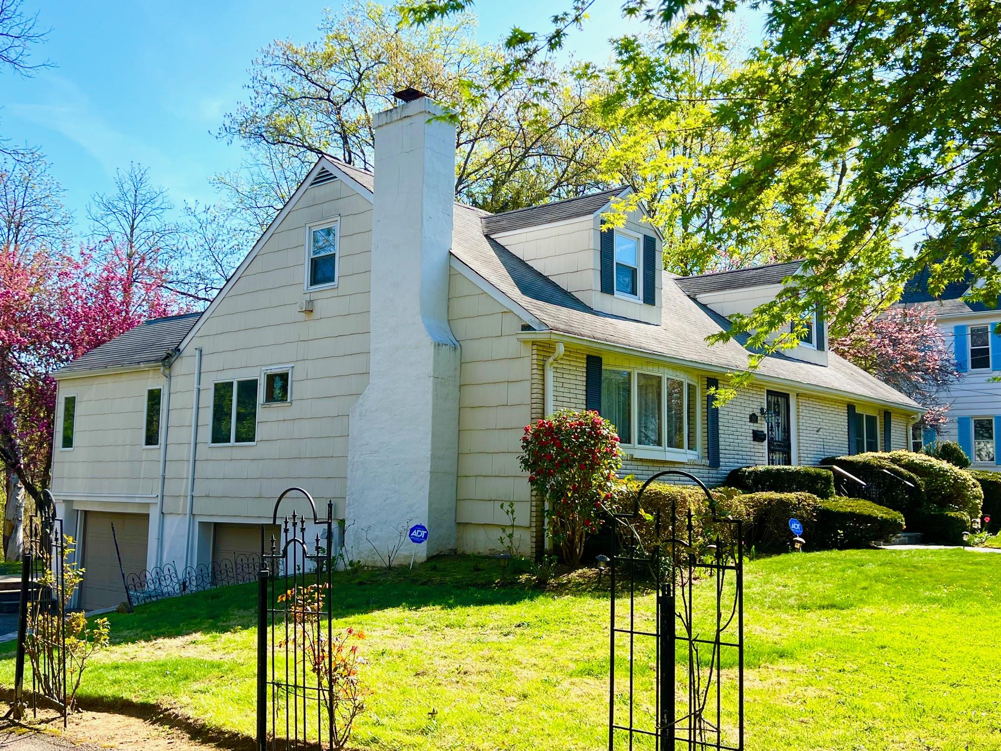 Property photo # 1