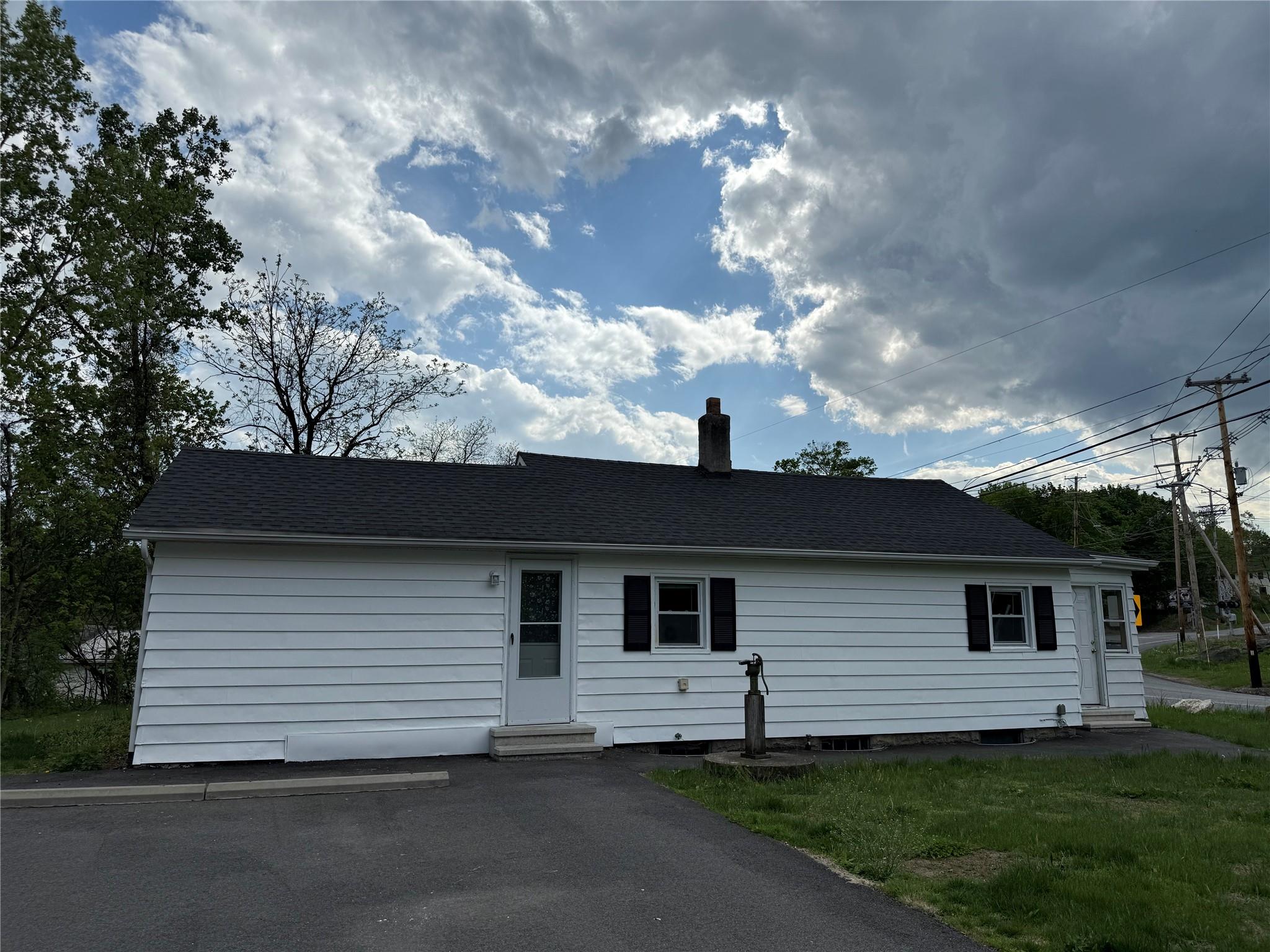 Property photo # 1