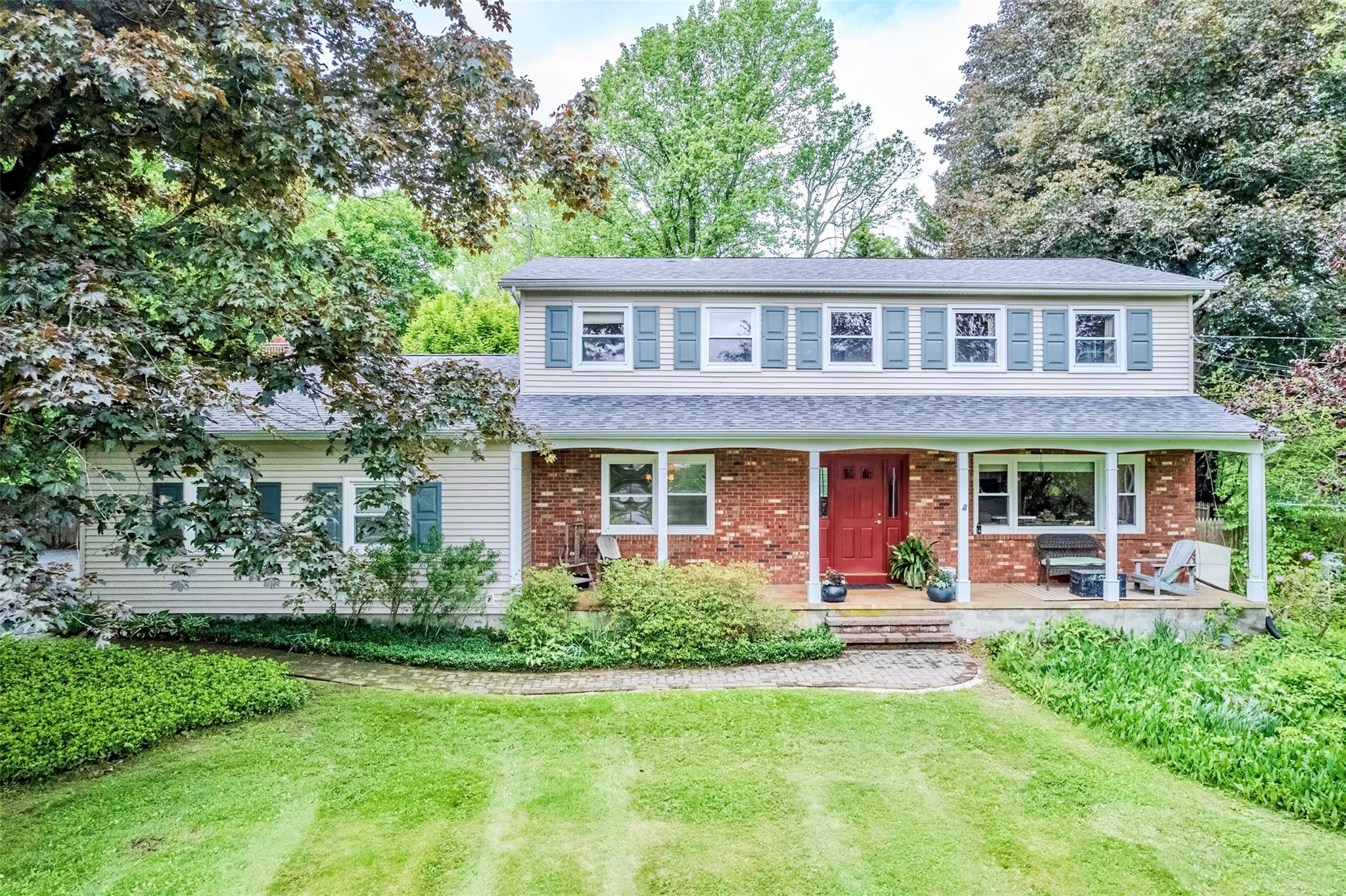 Property photo # 1