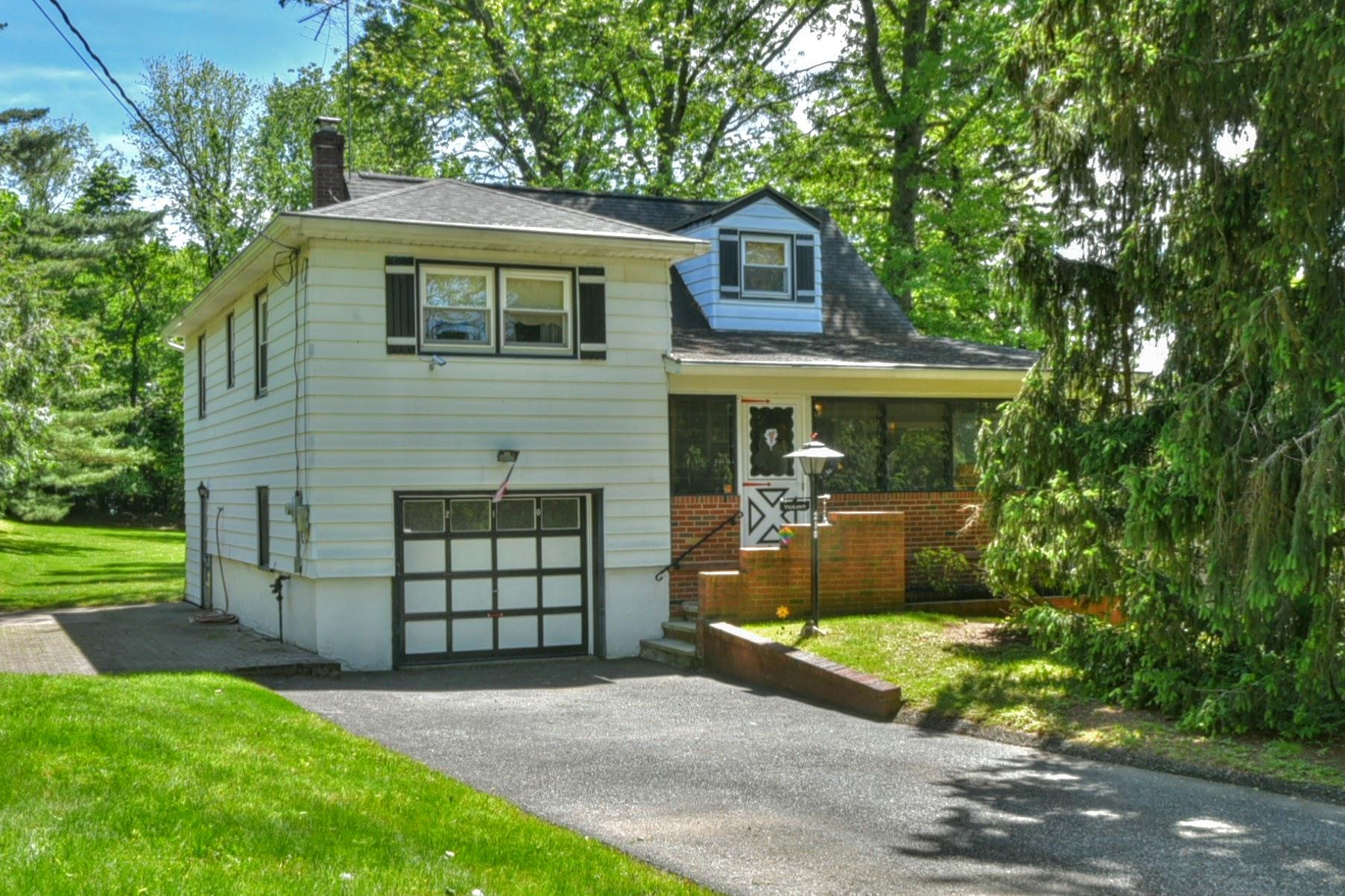 Property photo # 1
