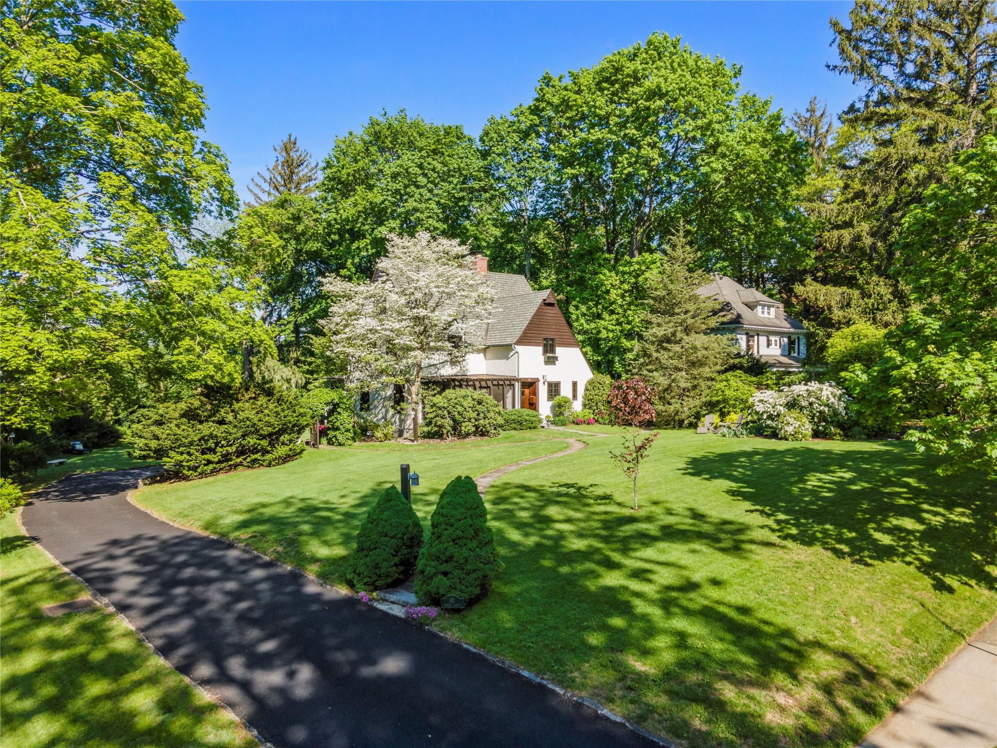 Property photo # 1