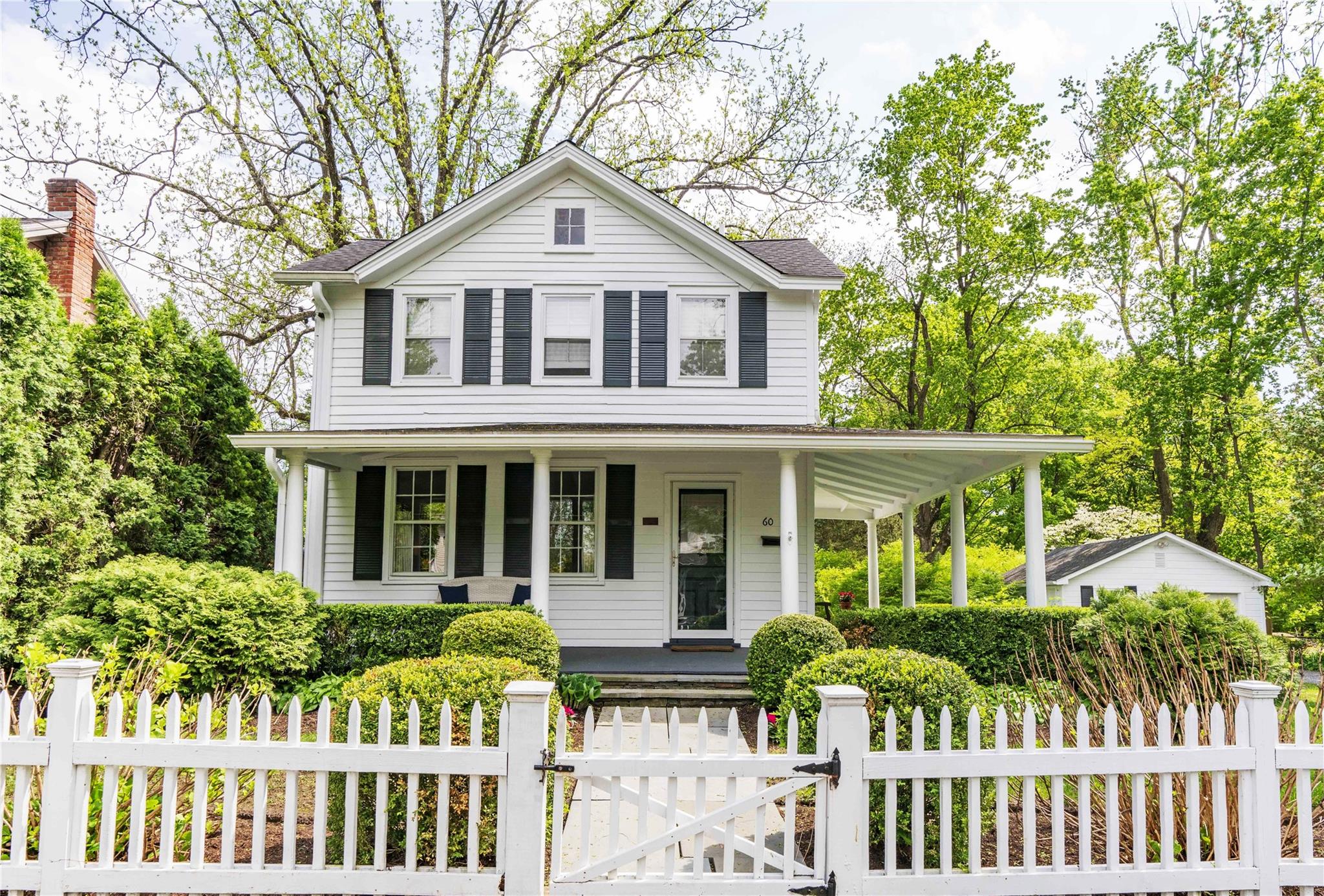 Property photo # 1
