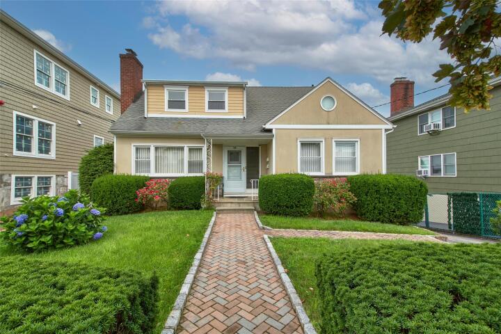Property photo # 1