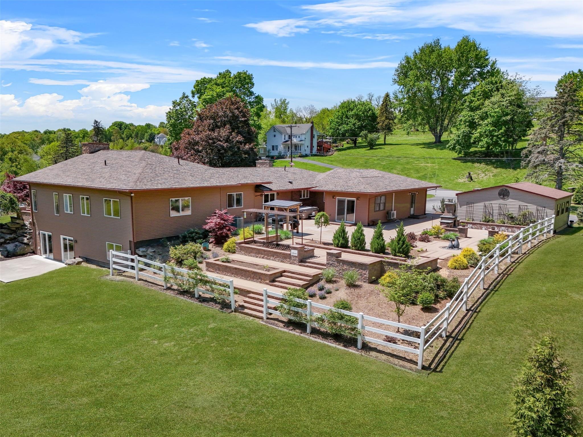 Property photo # 1