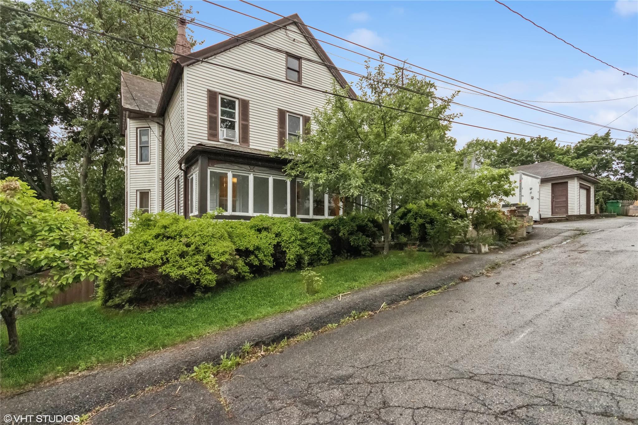 Property photo # 1