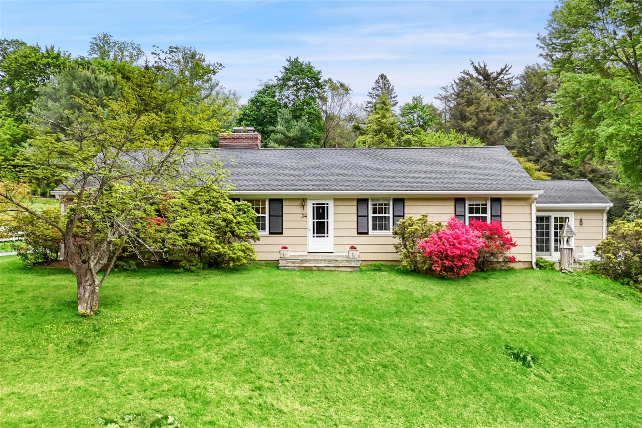 Property photo # 1