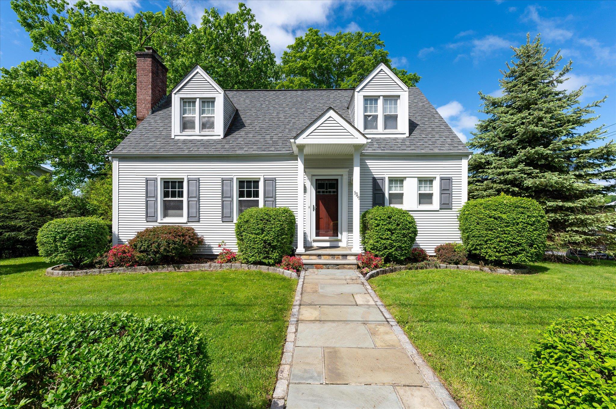Property photo # 1