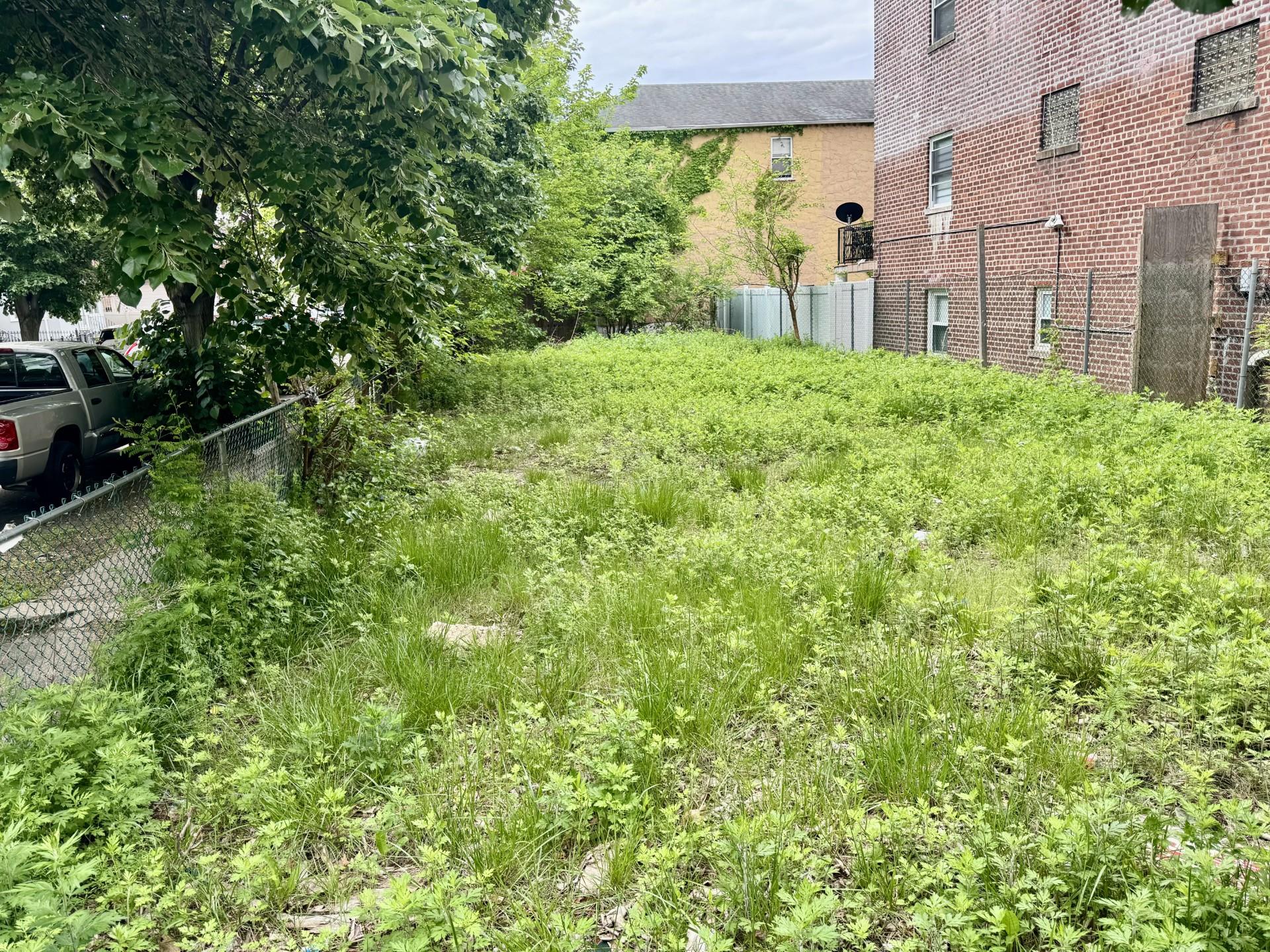 Property photo # 1
