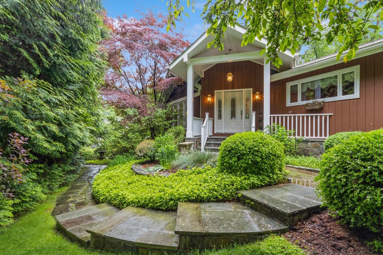 Property photo # 1