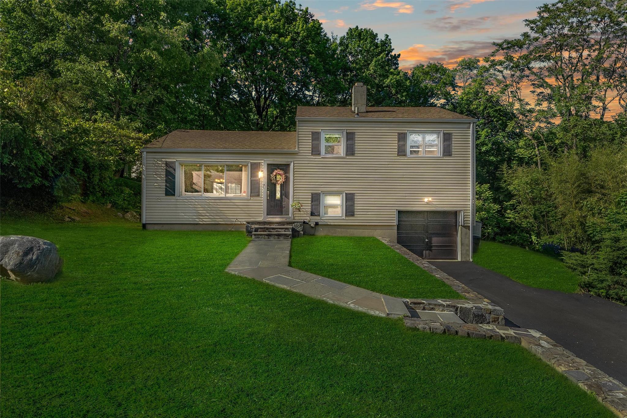 Property photo # 1