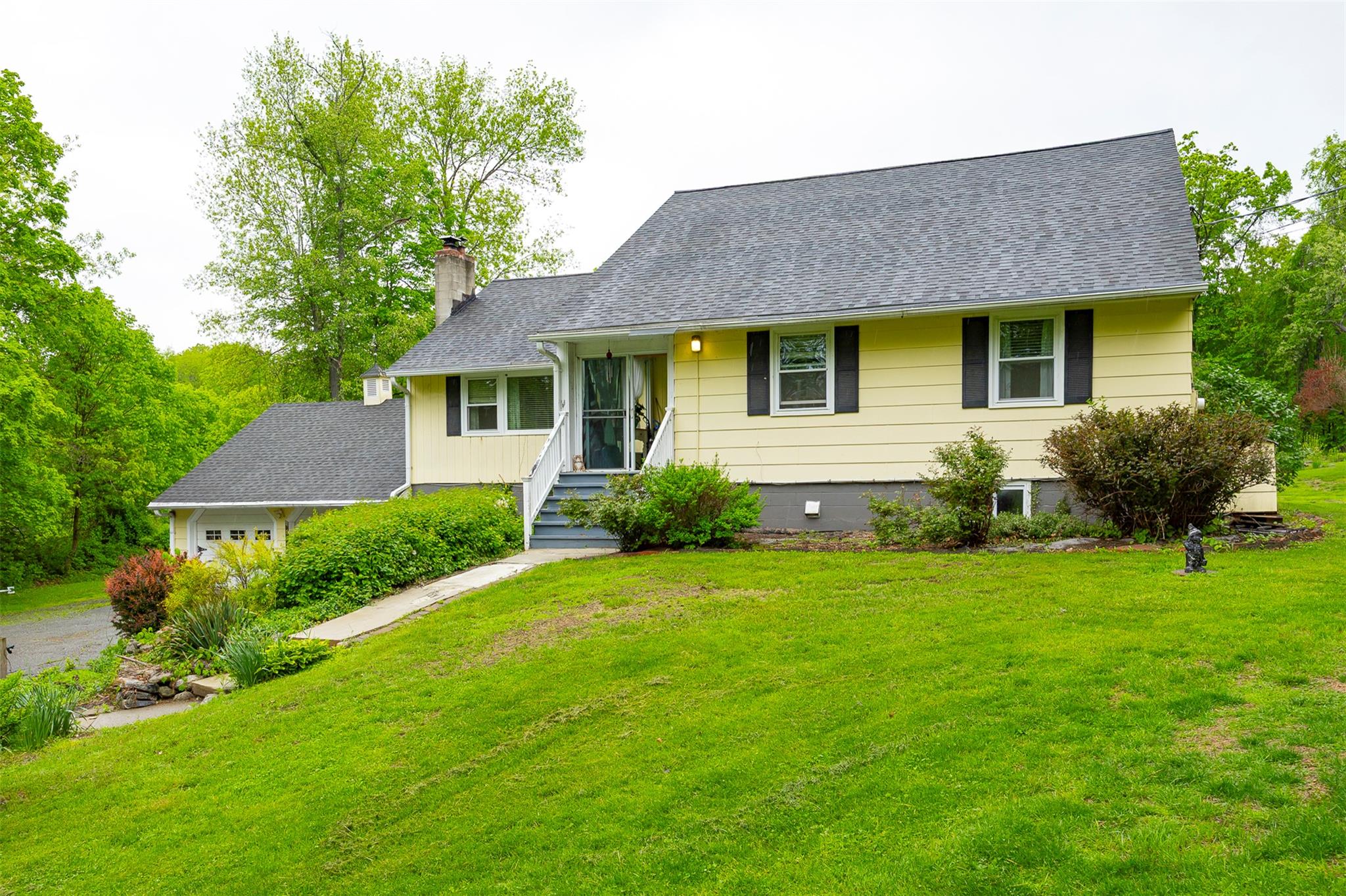Property photo # 1