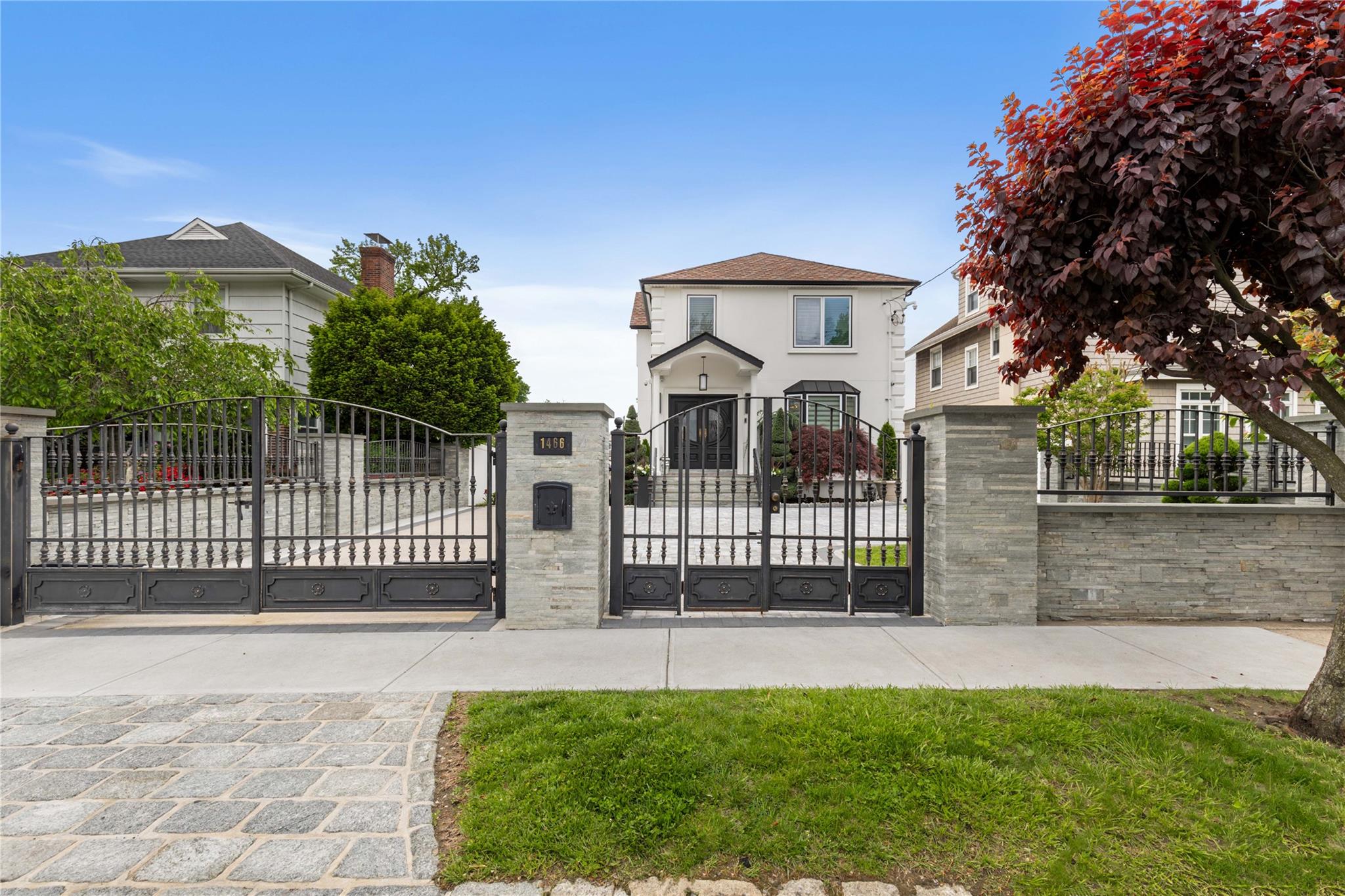 Property photo # 1