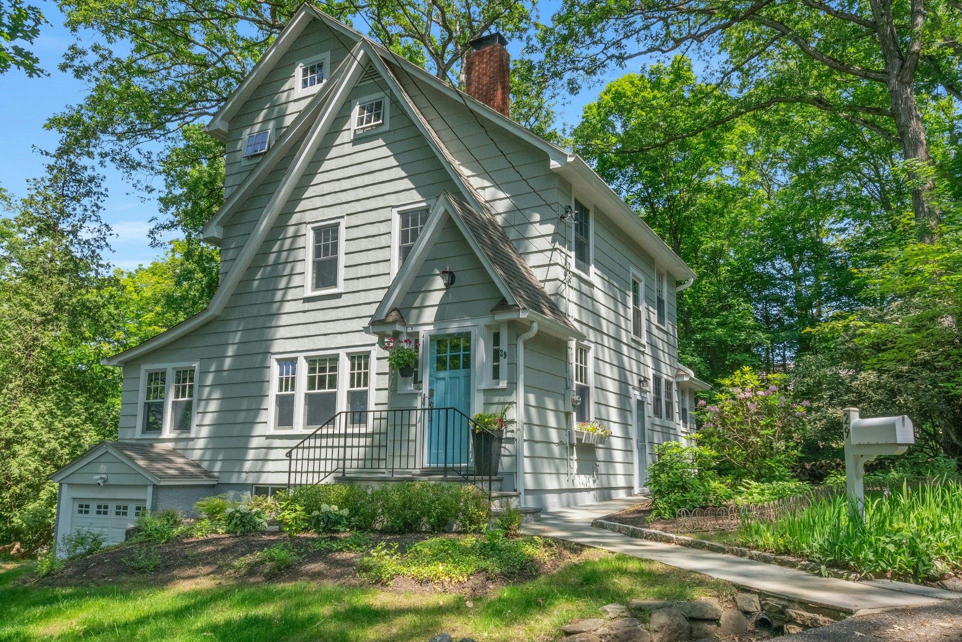 Property photo # 1
