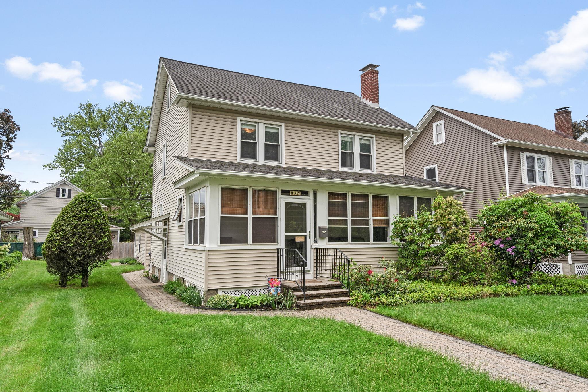 Property photo # 1