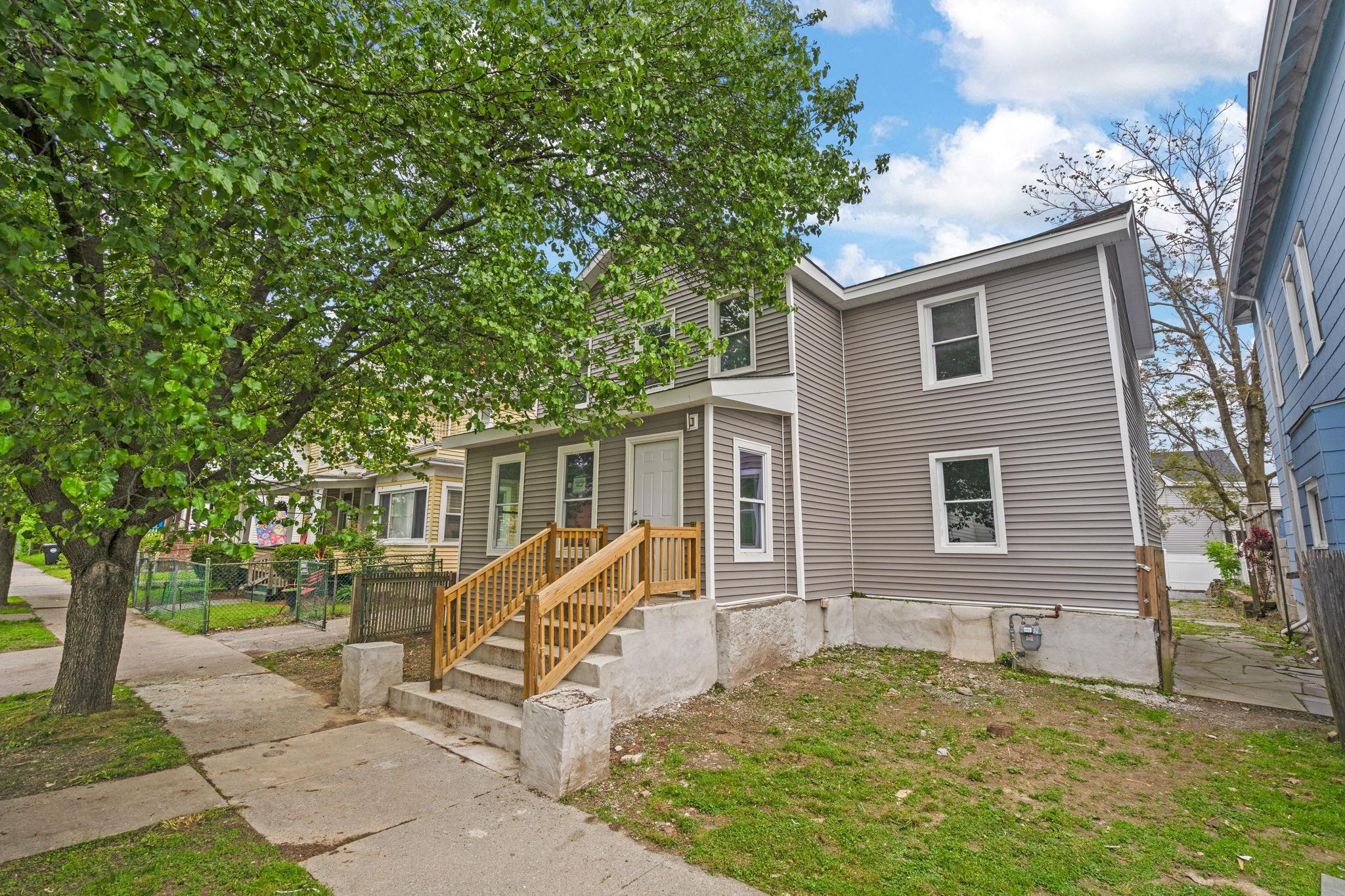 Property photo # 1