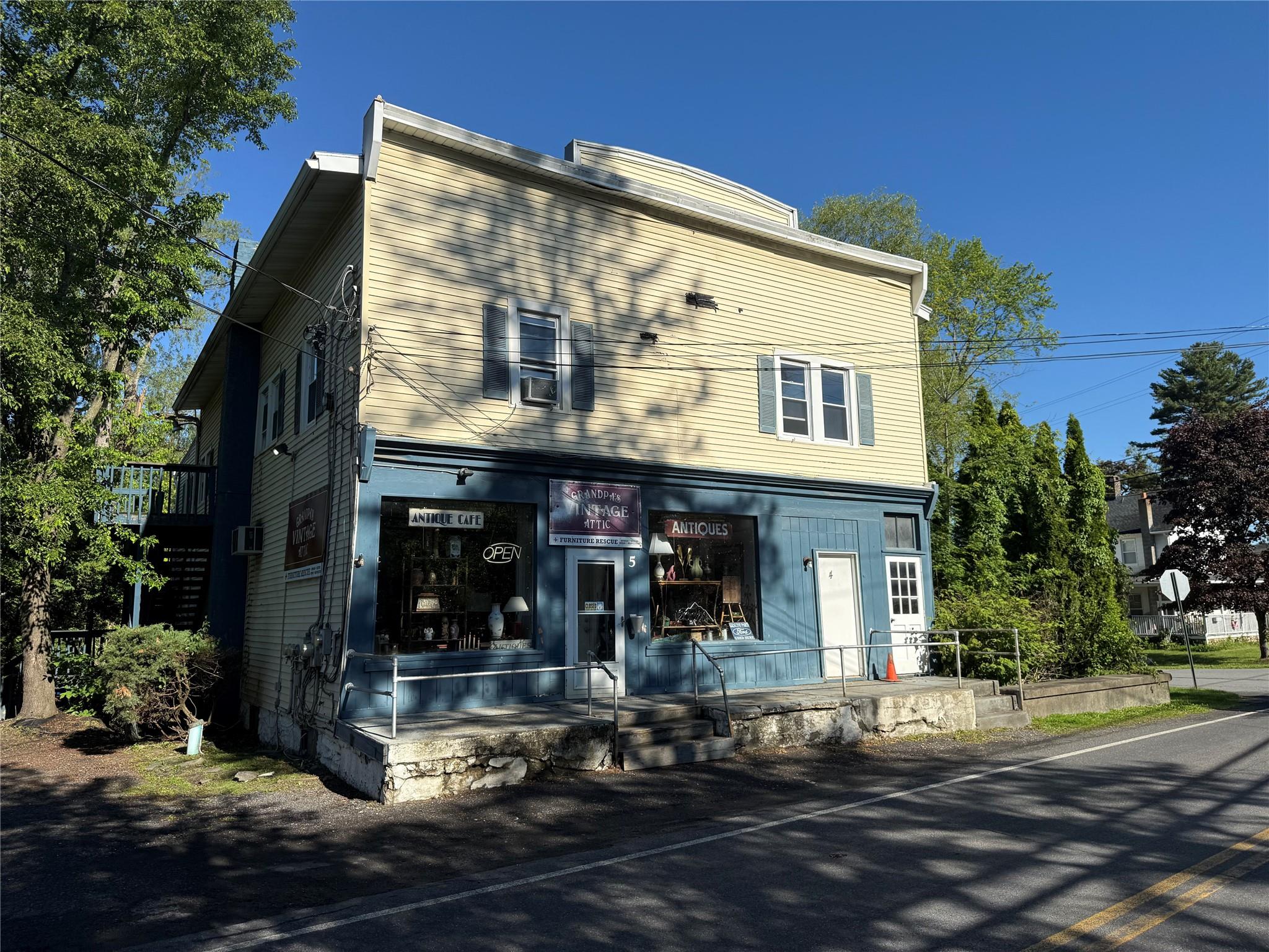 Property photo # 1