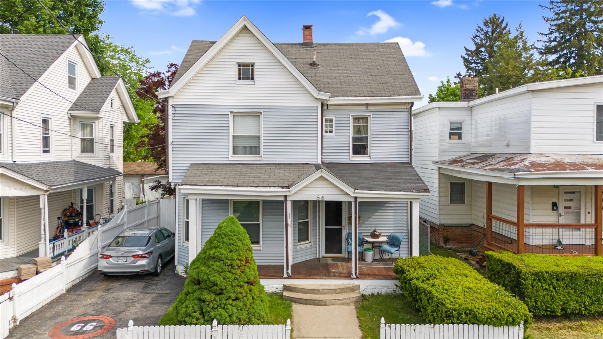 Property photo # 1