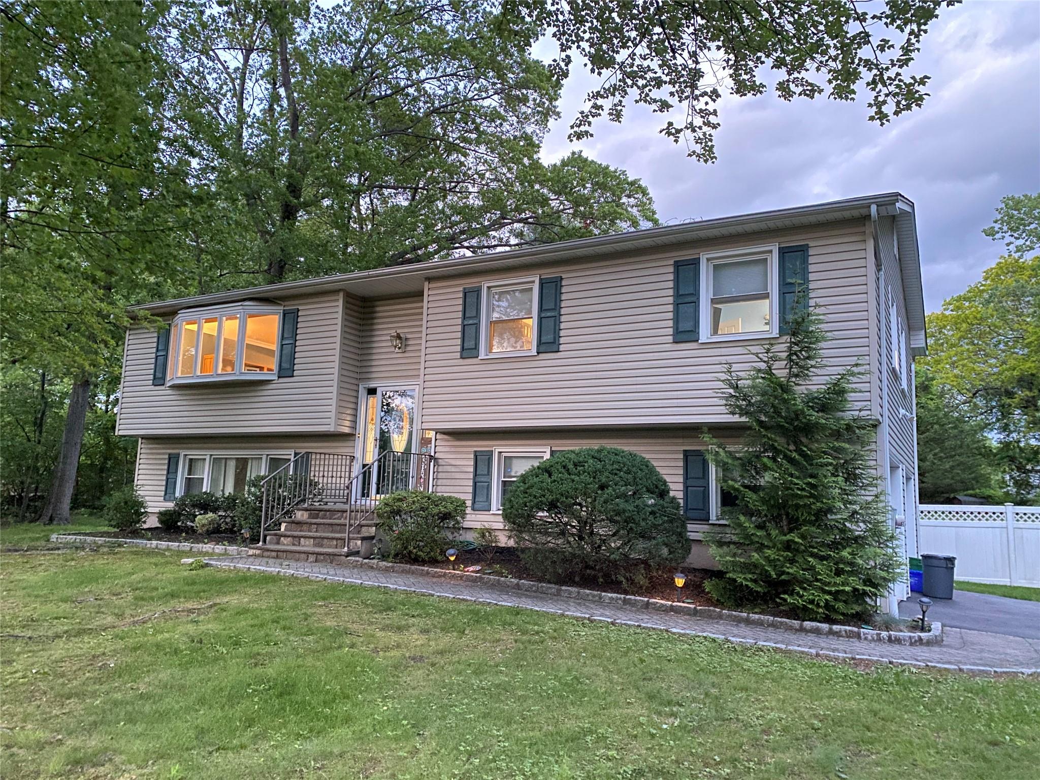 Property photo # 1