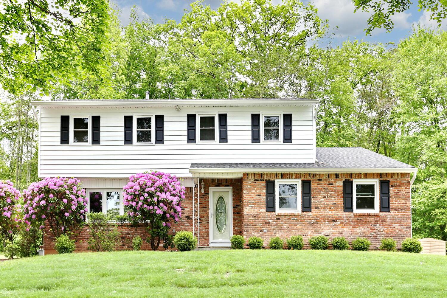 Property photo # 1