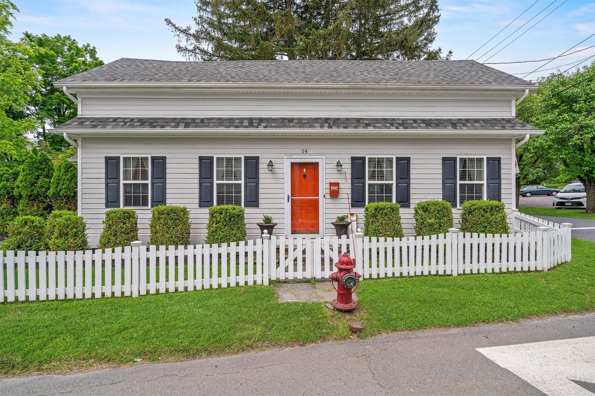 Property photo # 1
