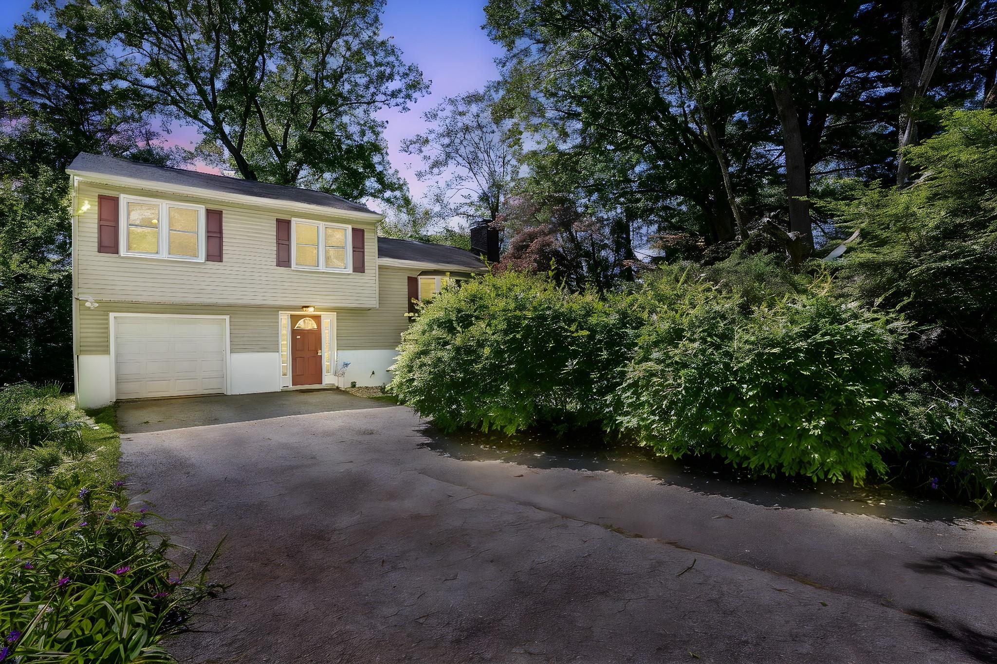 Property photo # 1