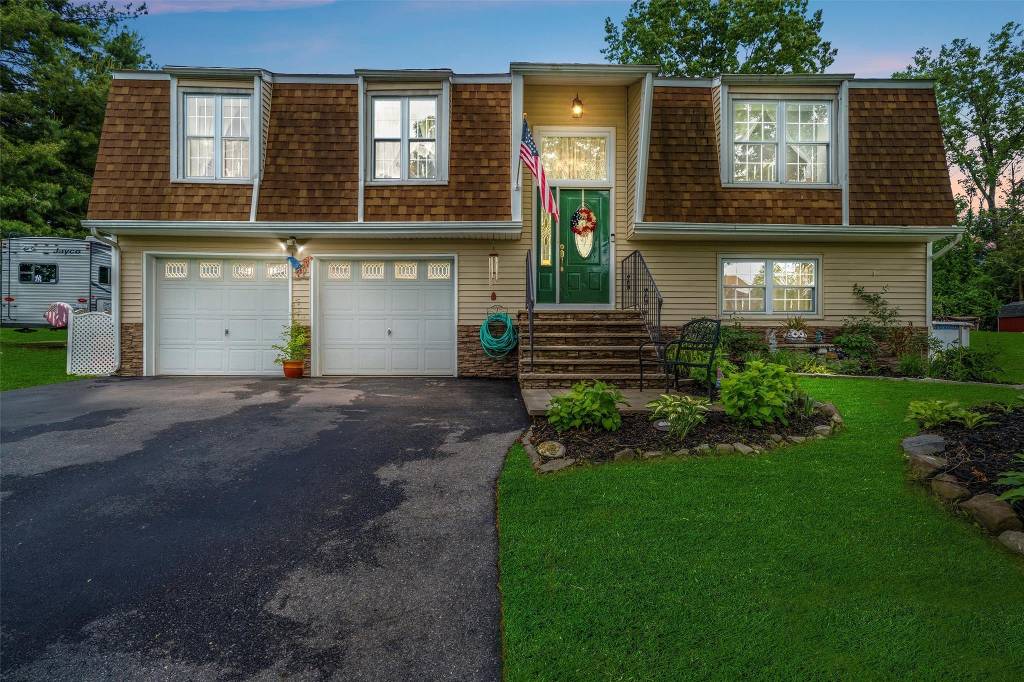 Property photo # 1
