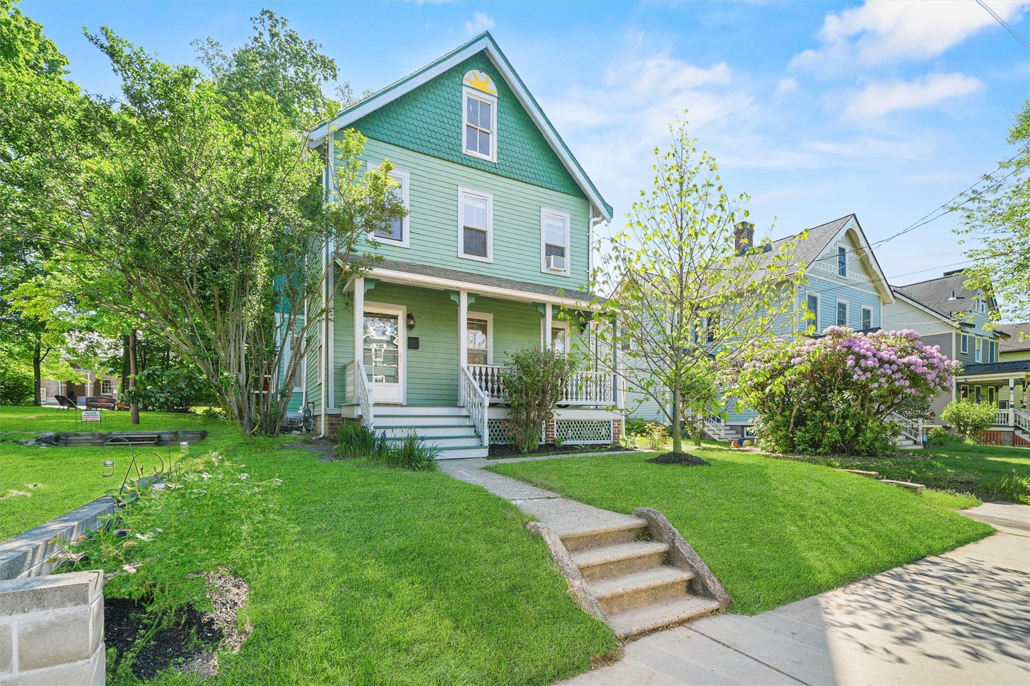 Property photo # 1
