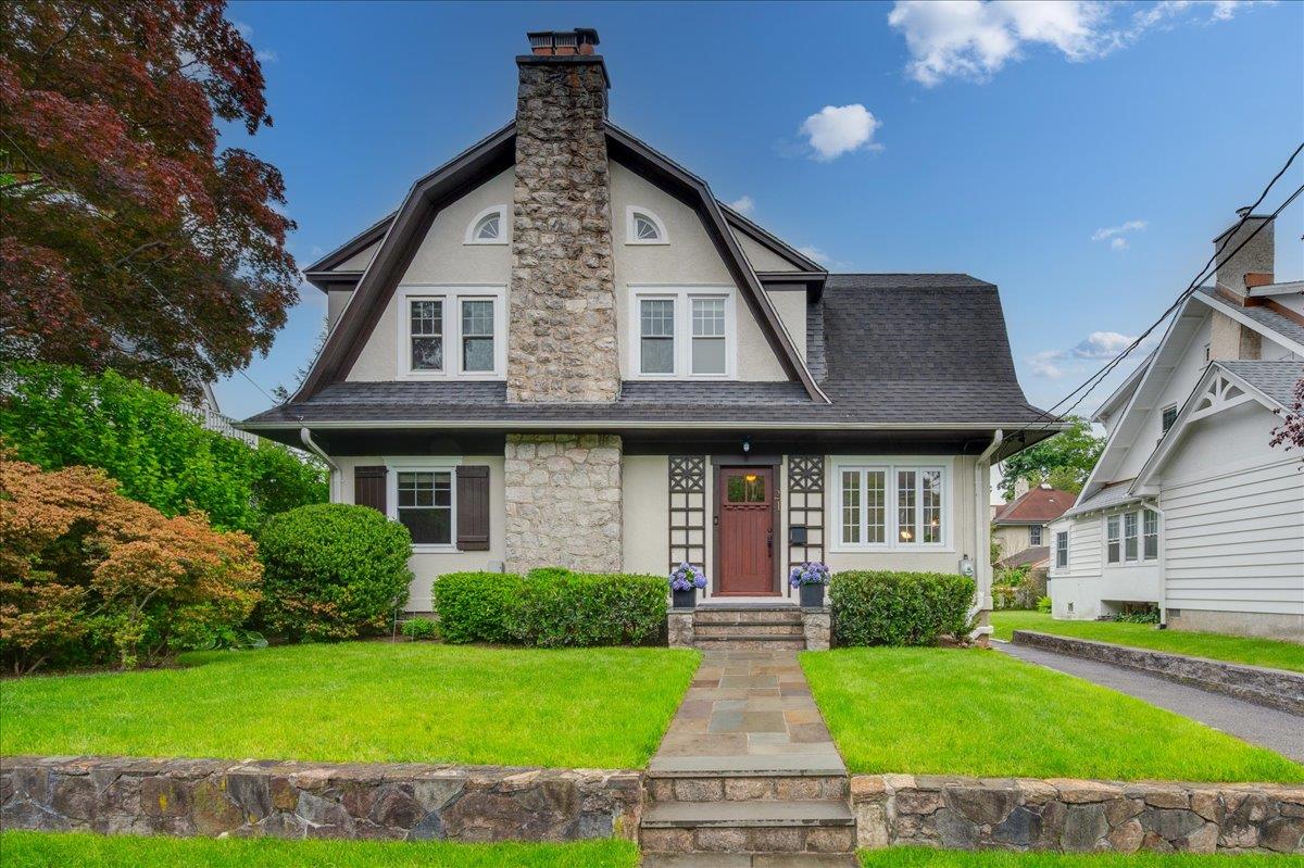 Property photo # 1