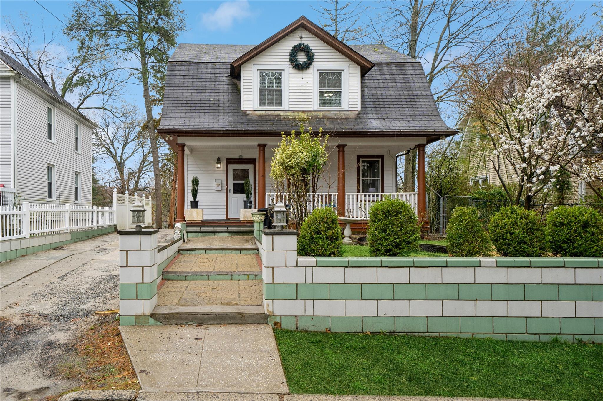 Property photo # 1