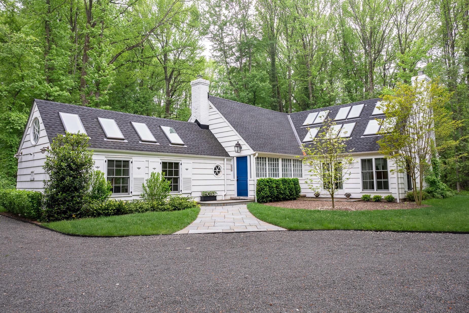 Property photo # 1