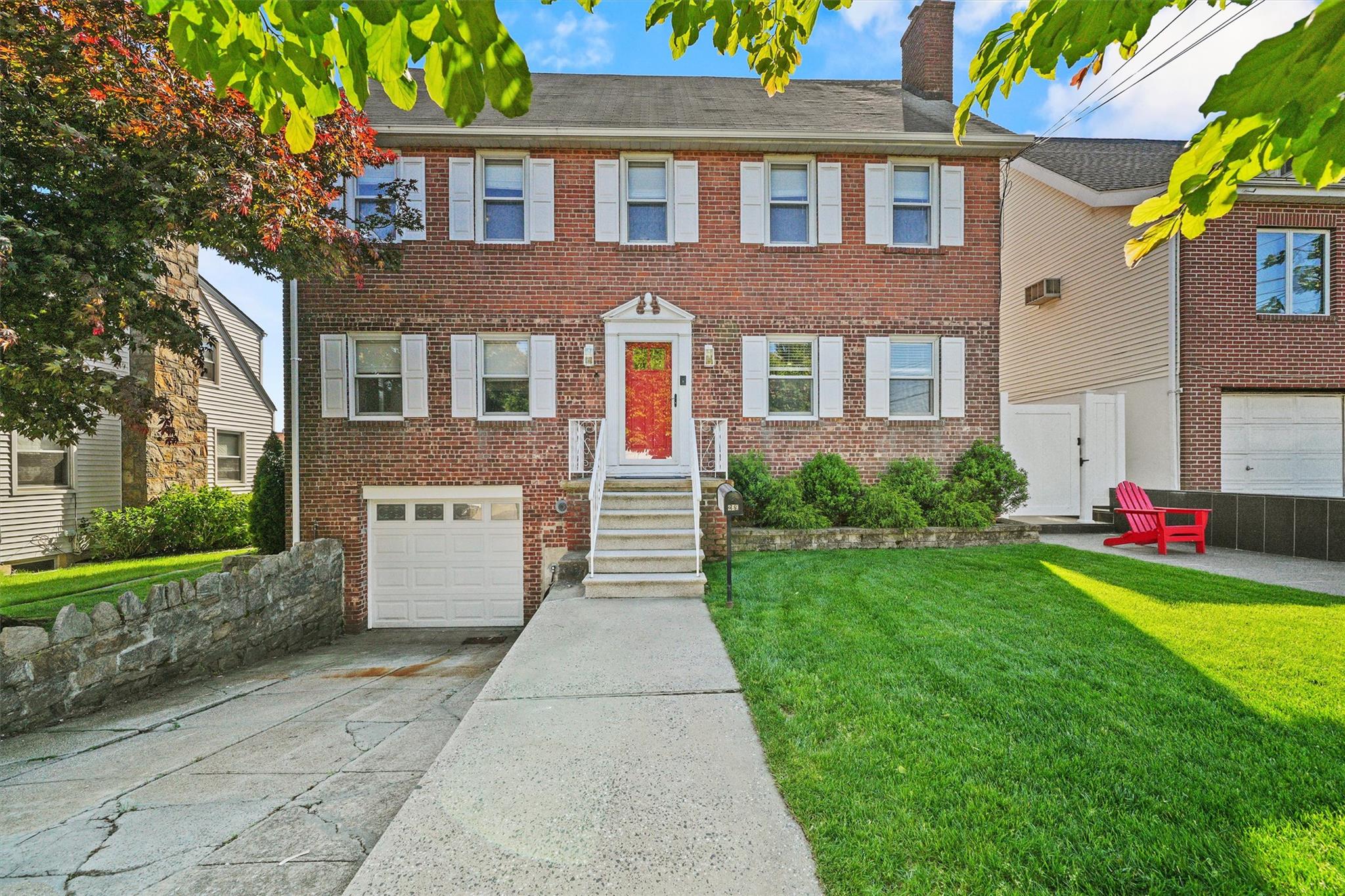 Property photo # 1