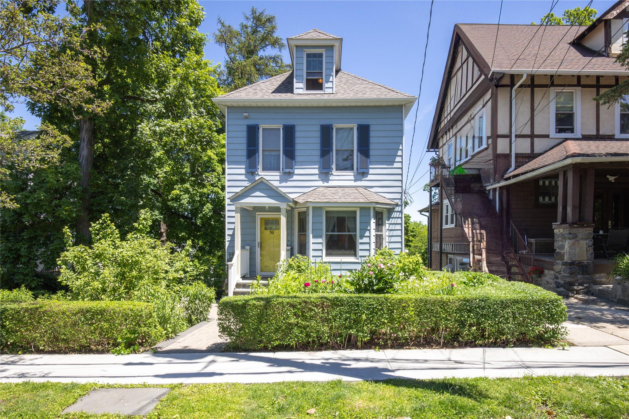 Property photo # 1