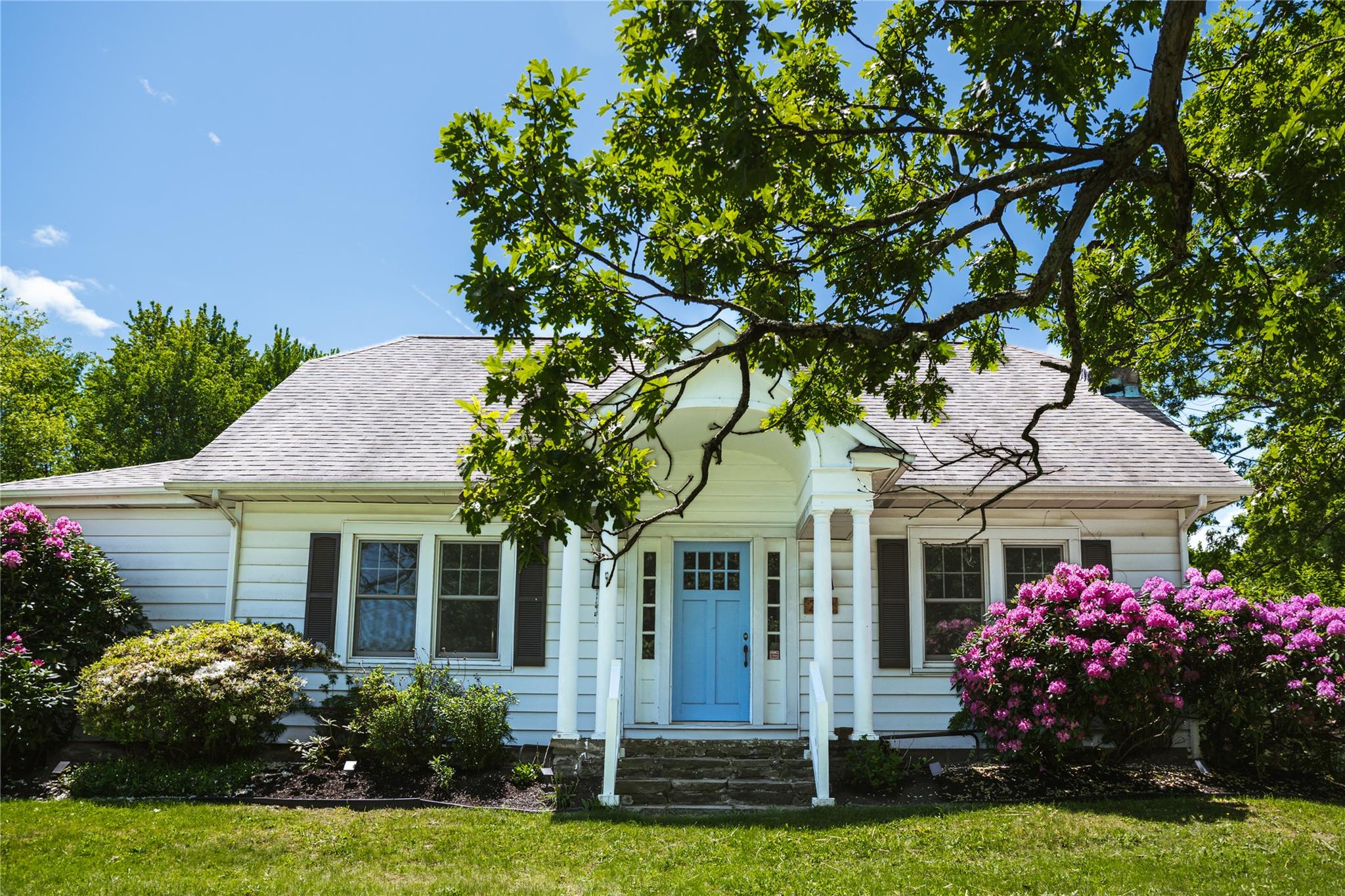 Property photo # 1
