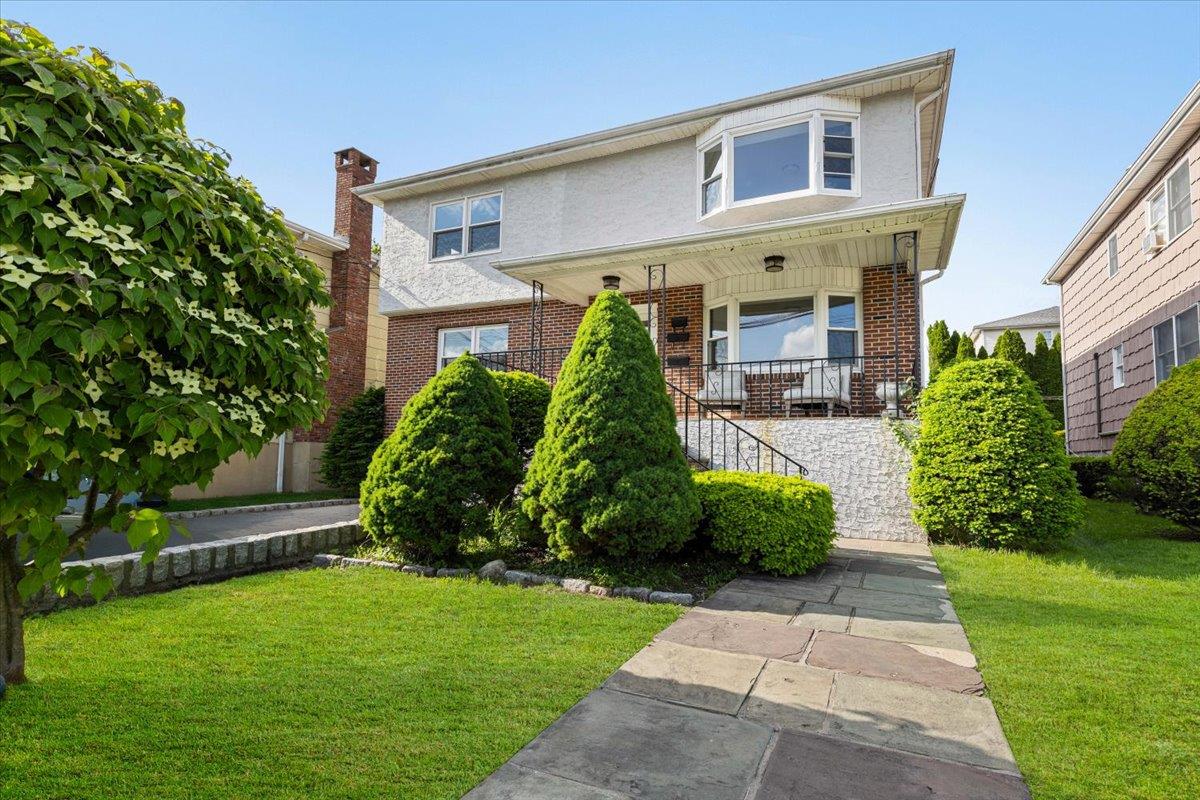 Property photo # 1